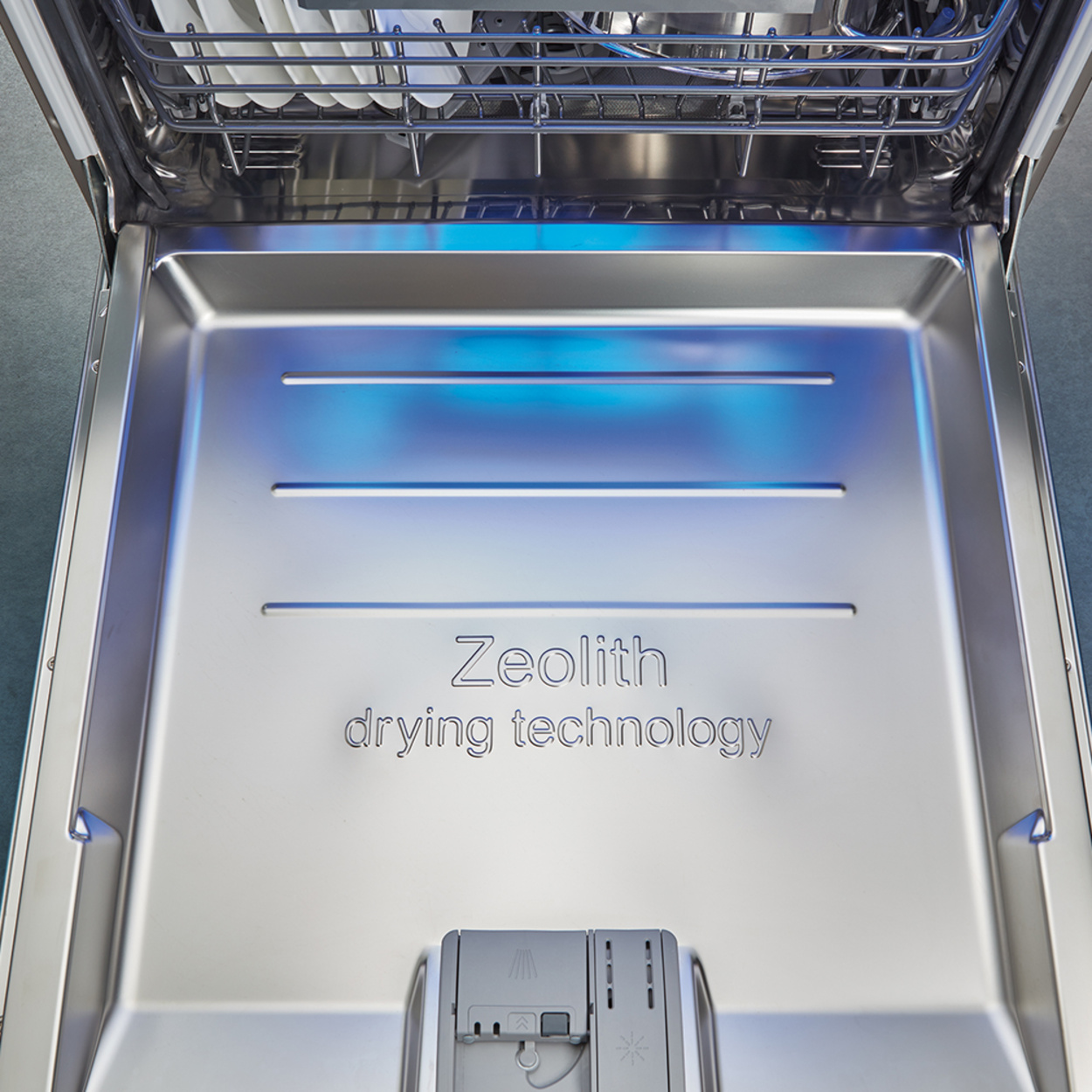 Zeolith Trocknen – Für glänzende Spülergebnisse bei Elektro Deliano in Lichtenhaag