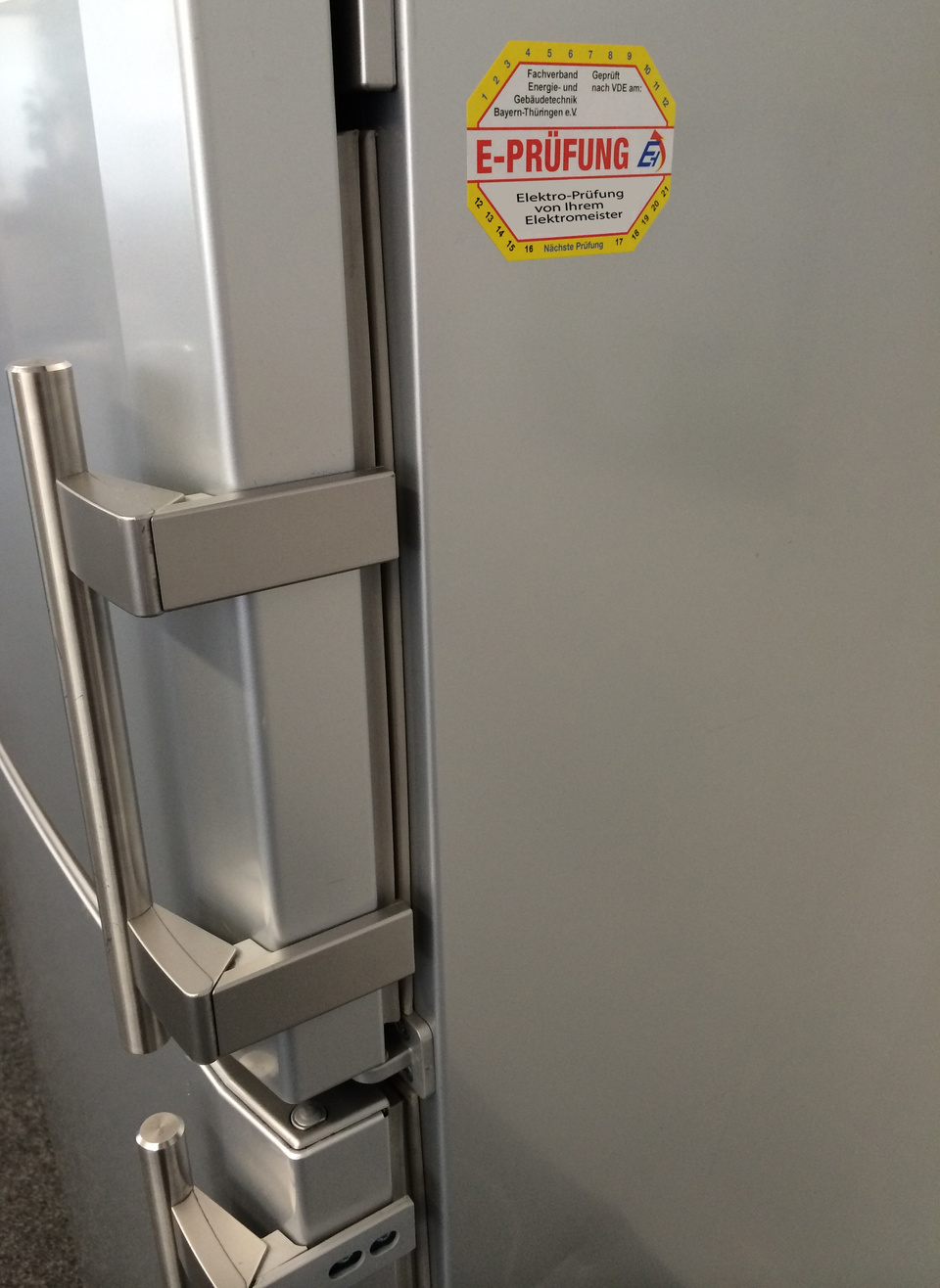 Bild E Pruefung m bei Elektro Deliano in Lichtenhaag